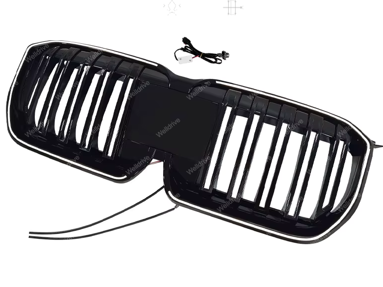 Решетка радиатора BMW X1 U11 U12 22-н.в. M стиль с LED подсветкой черный глянец
