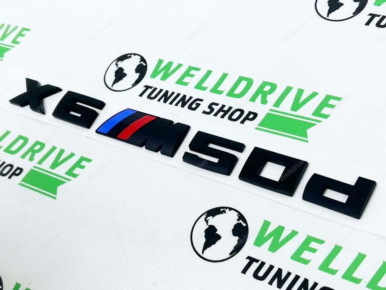 Шильдик BMW X6 M50d черный матовый