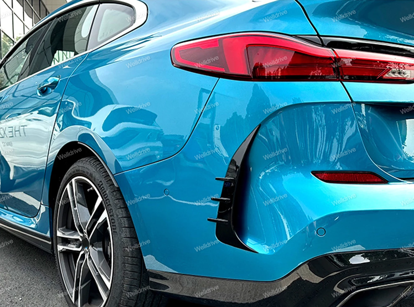 Накладки на задний бампер BMW 2 F44 M Sport черный глянец