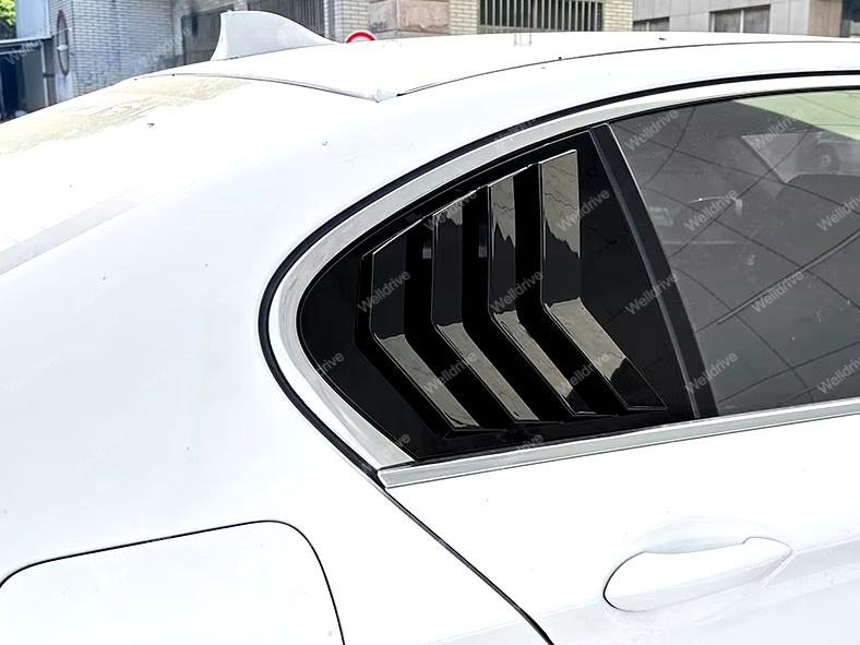 Жабры на боковые стекла BMW 5-Series M5 F10 11-17 черный глянец