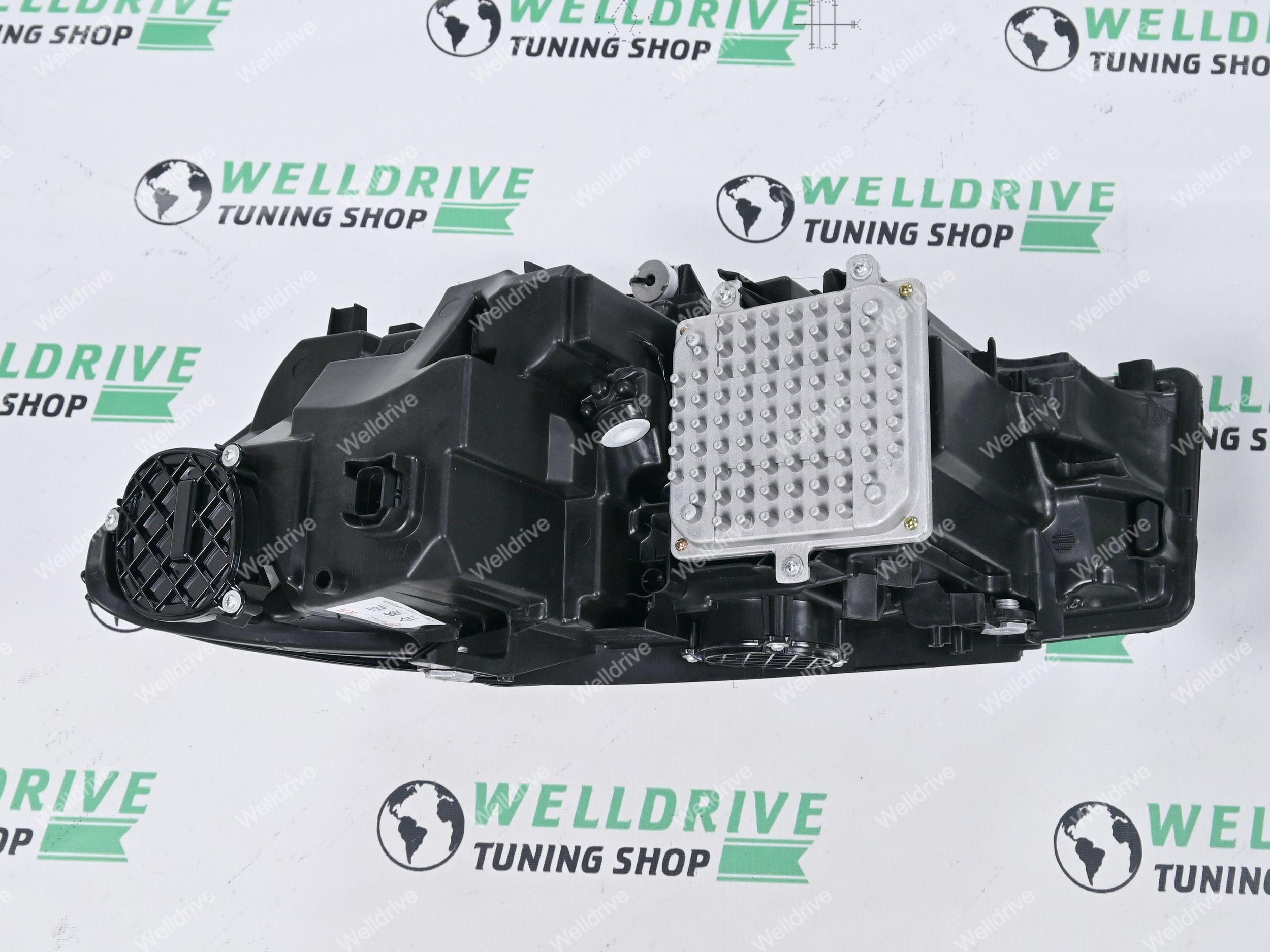 Фары передние BMW 3-Series G20 G21 дорестайлинг 18-22 с логотипом LED